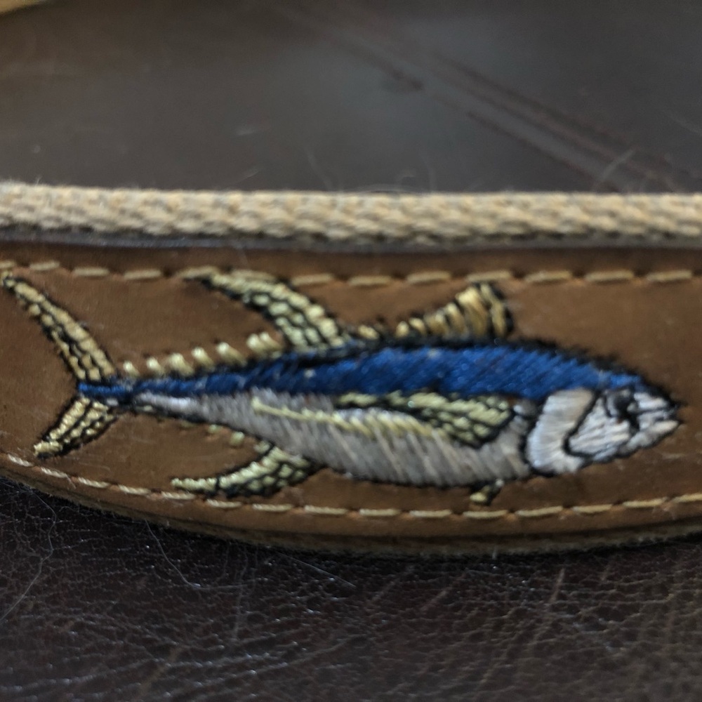 Men’s Fish Belt measurement is 45”inches laid flat n measured - Picture 6 of 13
